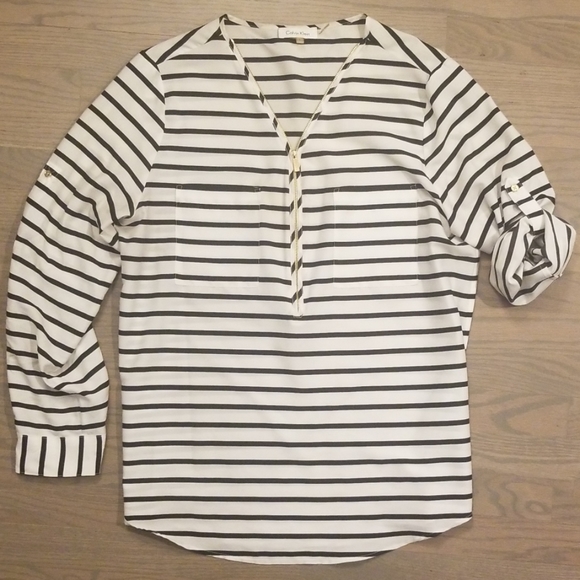 Calvin Klein Tops - Calvin Klein blouse